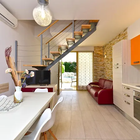 Volme 2445 Apartman